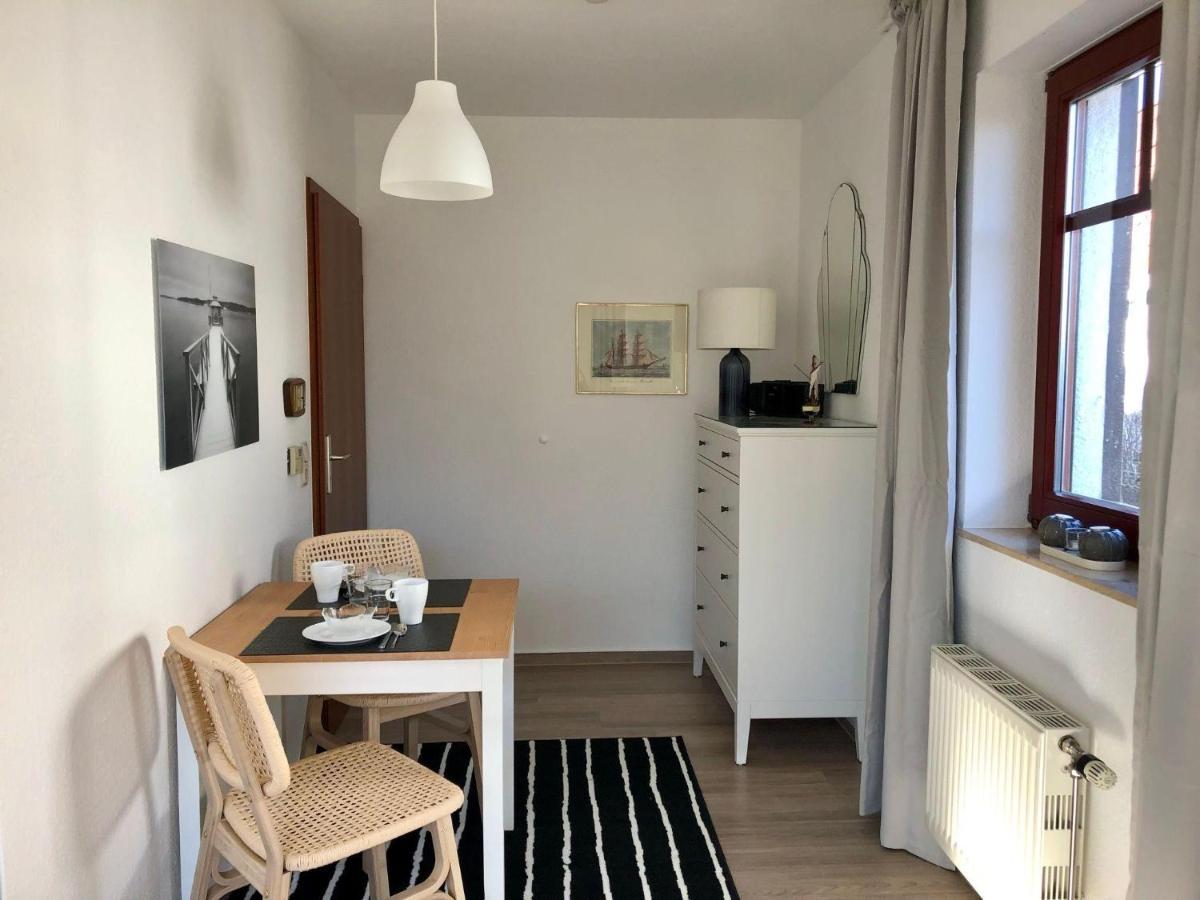 Ferienwohnung-Klaus-Stoertebeker-Mit-Sonnenterrasse-Garten-Zwischen-Strand-Wald-Und-Wiese Gustow  Dış mekan fotoğraf