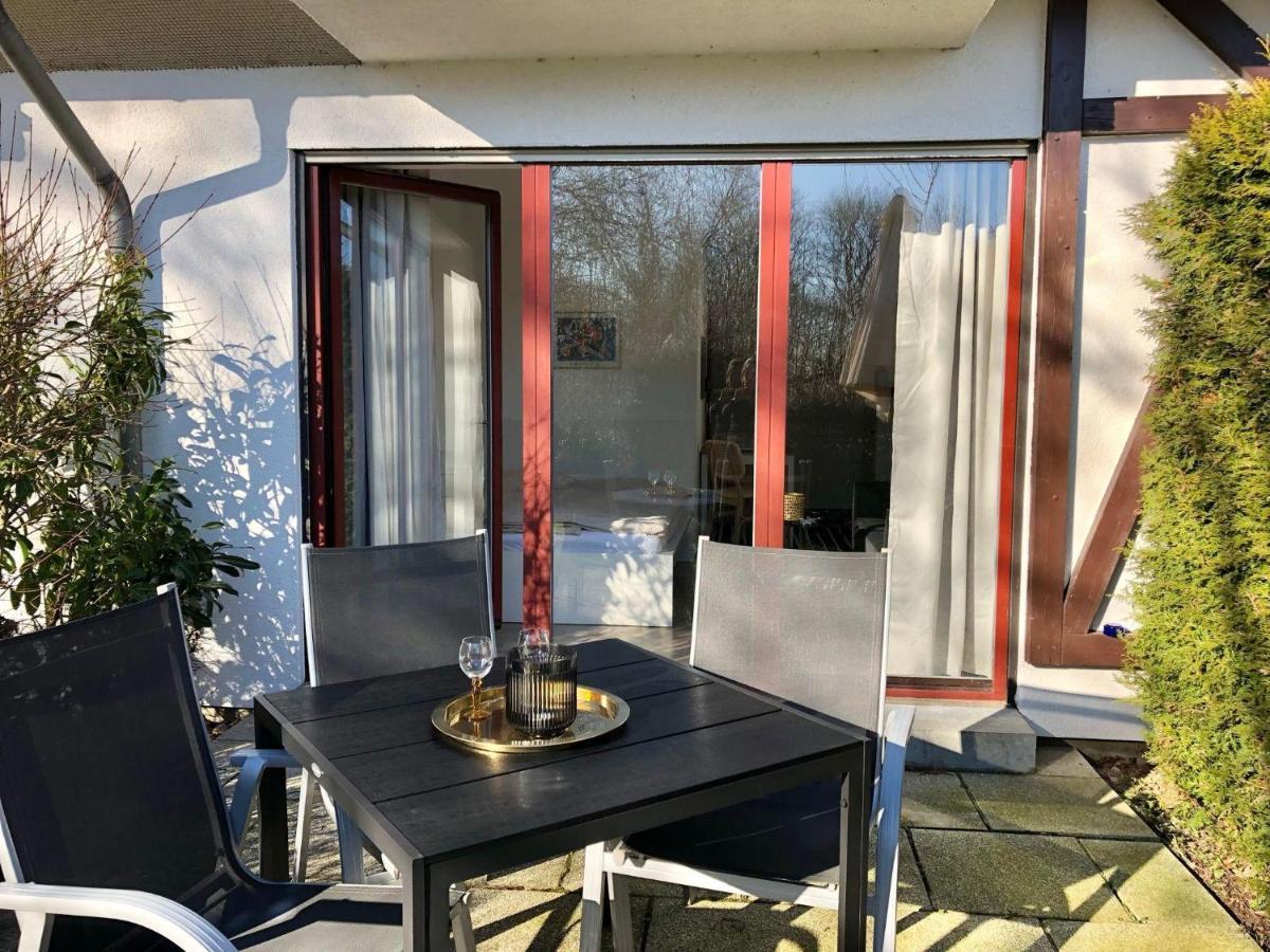 Ferienwohnung-Klaus-Stoertebeker-Mit-Sonnenterrasse-Garten-Zwischen-Strand-Wald-Und-Wiese Gustow  Dış mekan fotoğraf